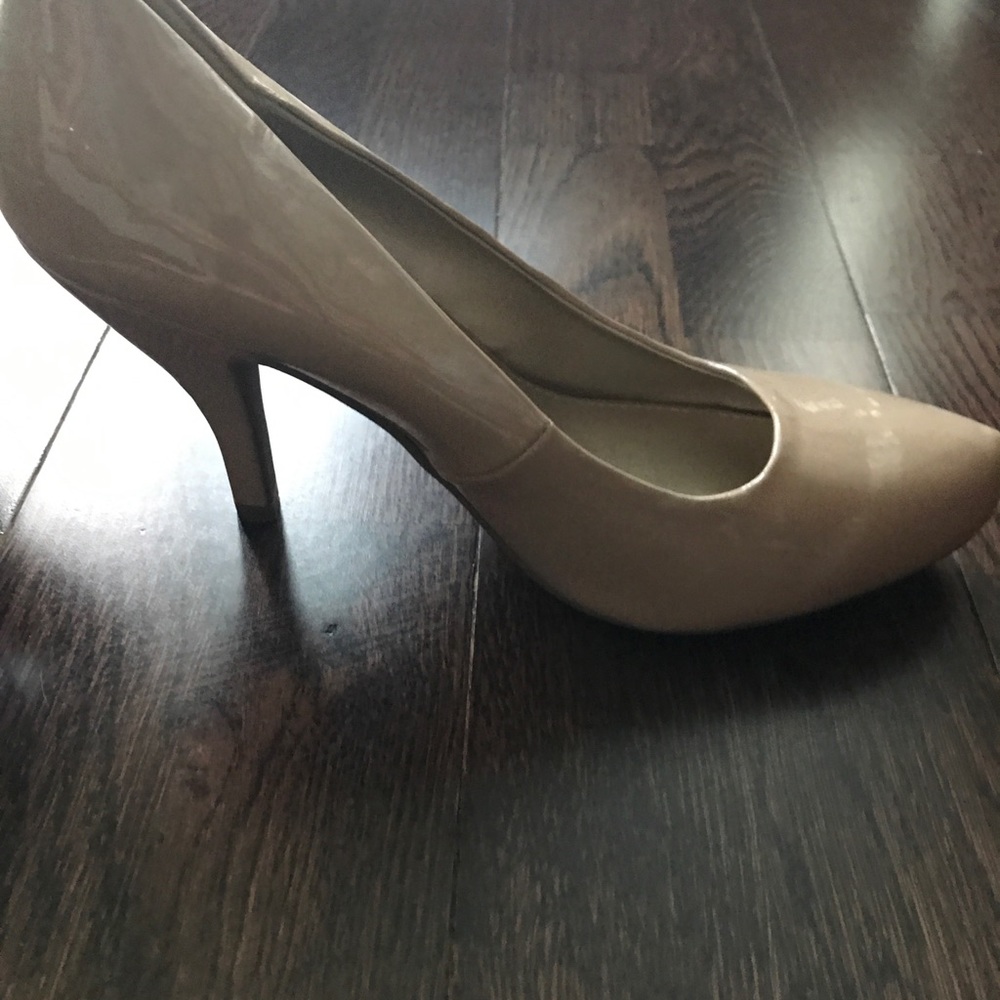Kenneth Cole Reaction heels